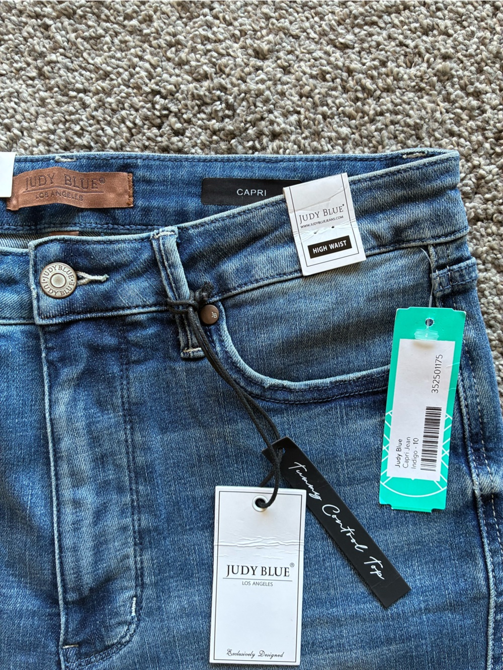Judy Blue Medium Blue Capri Jeans - Picture 3 of 5